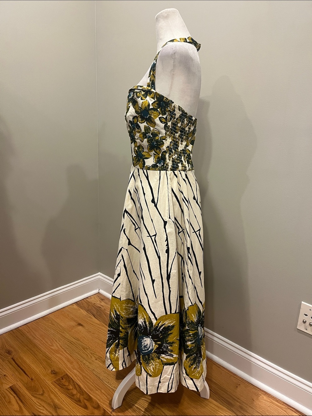 Girls from Savoy Anthropologie Floral Halter/ Srapless Dress - Picture 4 of 12